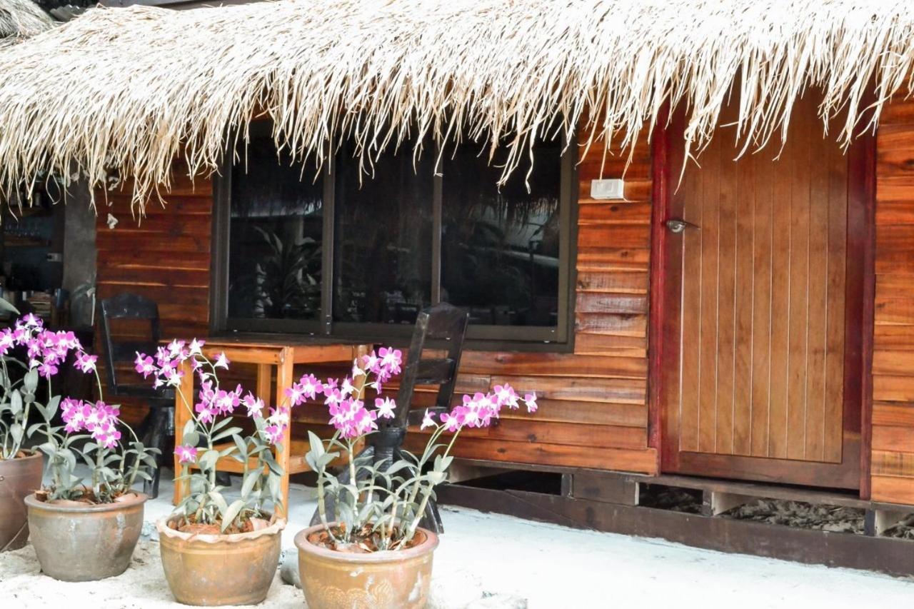 Sea Paradise Hotel Ban Khlong Kloi Exterior photo